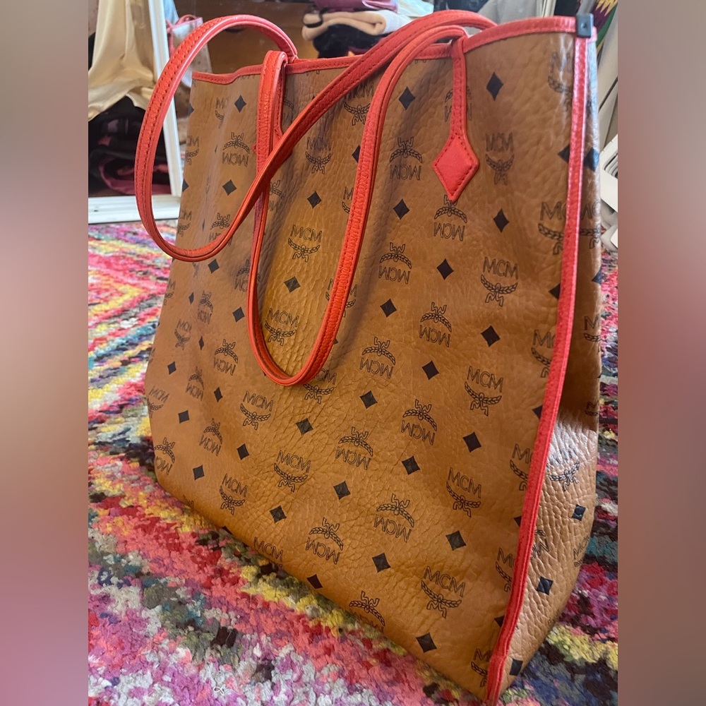 MCM Kira Vistetos Shopper Large Cognac Tote Bag